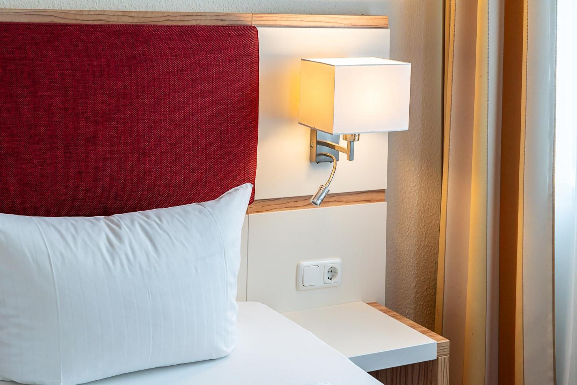 Hotel Sleepbeeone Wilhelmshaven 3*